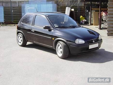 Opel Corsa B *Solgt* - Lidt sort-tone ruder.... billede 5