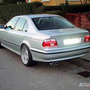 BMW 528i solgt