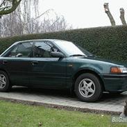 Mazda 323 -SOLGT!