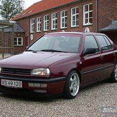 VW vento 1,8 "SOLGT"