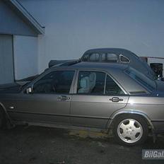 Mercedes Benz 190 E