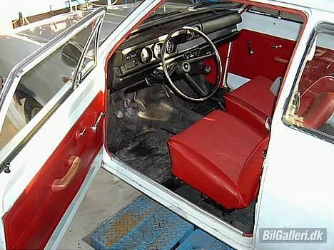 Opel Kadett  B - lækker rød intræk som nyt  billede 3