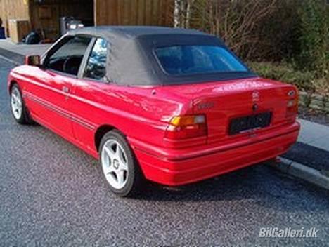 Ford Escort cab. XR3i 2 dørs billede 2