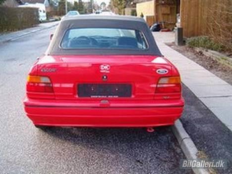 Ford Escort cab. XR3i 2 dørs billede 3