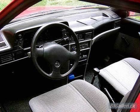 Opel kadett solgt billede 4