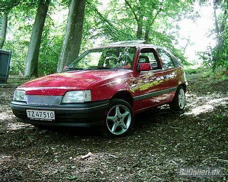 Opel kadett solgt billede 6