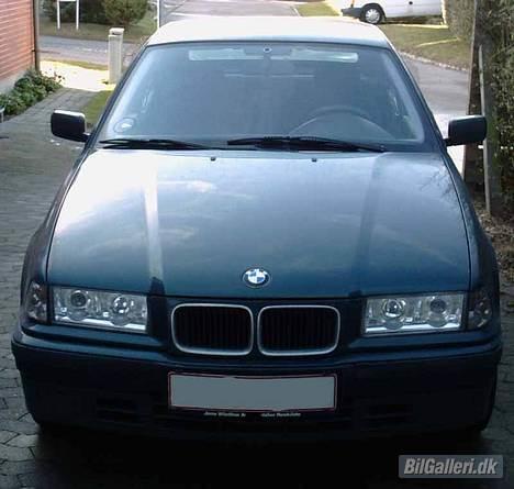 BMW E36 316i compact bavaria - Slukkede lygter billede 1