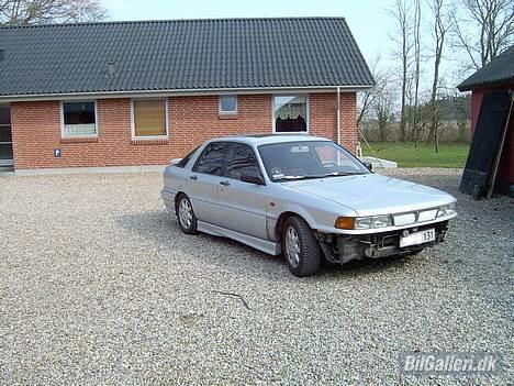 Mitsubishi galant 2,0 gti 16v SOLGT - så er der skørter på dyret billede 8