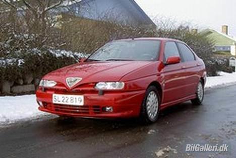 Alfa Romeo 146 - SOLGT billede 2