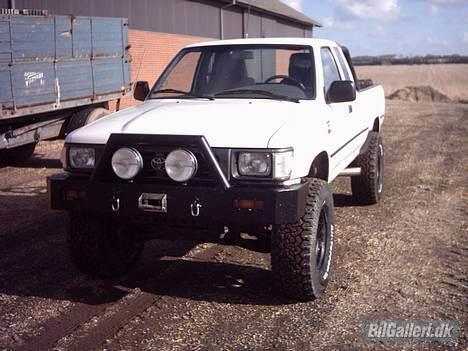 Toyota Hilux X-cab billede 6