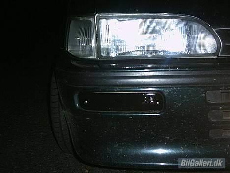 Toyota Corolla 1.3 XL - SOLGT - Tonede frontblink billede 9