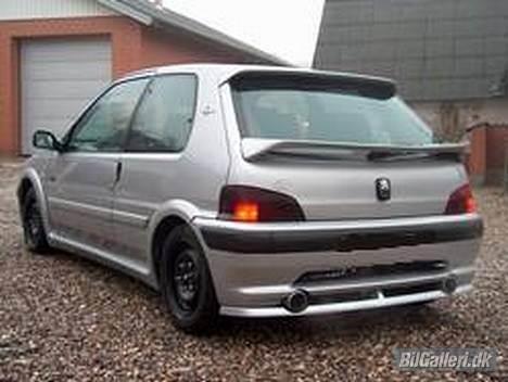 Peugeot 106 1,6 GTi (SOLGT) billede 1