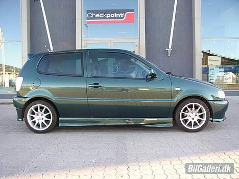 VW Polo 6N SOLGT!!! - Så er der nye billeder, taget foran Checkpoint´s i Hjørring, det er stedet at købe sit grej billede 1