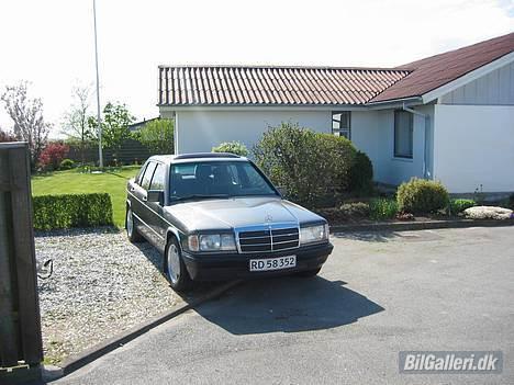 Mercedes Benz 190 E billede 3
