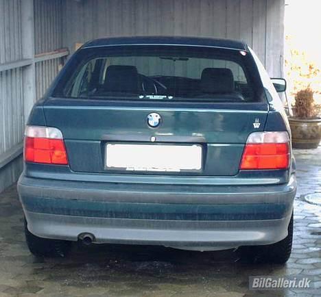 BMW E36 316i compact bavaria - Jeg skal ha taget nye billeder, dette er uden min "nye" bagpotte billede 9