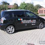 Toyota Corolla SportsVan