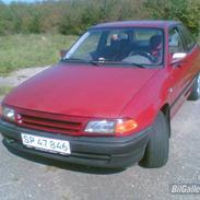 Opel astra F