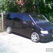 Mercedes Benz vito