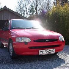 Ford Escort CLX-DØD R.I.P
