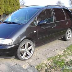 VW Sharan (Solgt)
