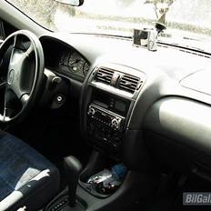 Mazda 626 2.0  "White 'Widow"