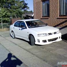 Nissan Primera (Solgt)