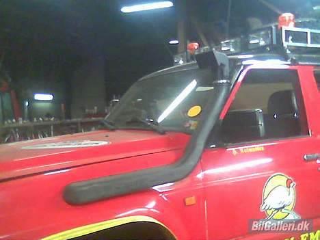 Nissan patrol 2.8 GR - sån så min bil ud da den blev fond igen billede 14