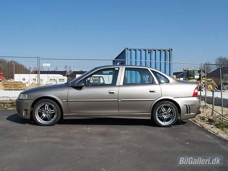 Opel Vectra B **STJÅLET** billede 1