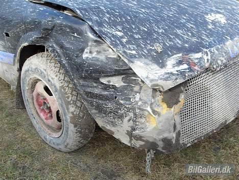 Mazda 626 2,0i GT gc folkeracer - det skubbet tårnet et par cm. billede 13