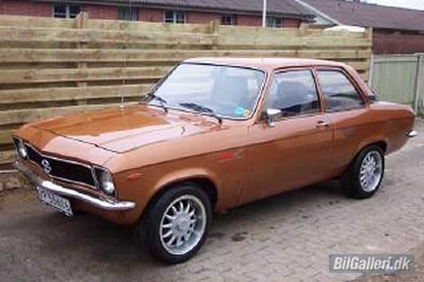 Opel Ascona A Solgt billede 1