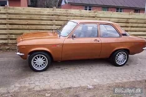 Opel Ascona A Solgt billede 8