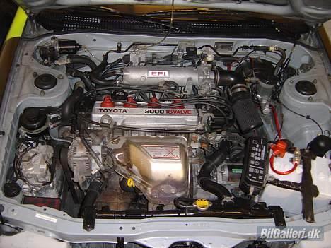 Toyota Carina II GLI - Ja det så motoren billede 17