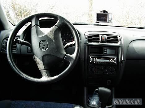 Mazda 626 2.0  "White 'Widow" billede 3