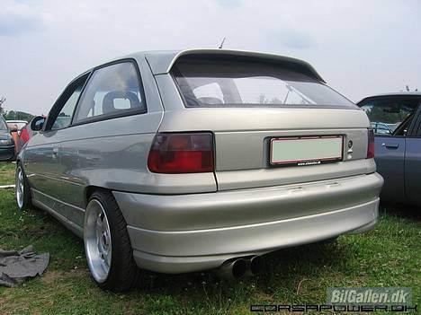 Opel astra gsi 2,0 8v SOLGT - røven:-) billede 4