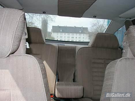 Citroën CX 2400 Pallas IE Aut. - Kabinen blev formgivet af en arkitekt ved navn Michel Hermand - hvad han var på vides ikke helt, men jeg ville gerne prøve det billede 6