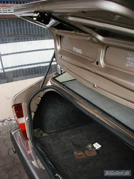 Citroën CX 2400 Pallas IE Aut. - Også her - et kritisk område på 15 ud af 3 CXere - er den ganske som ny billede 8