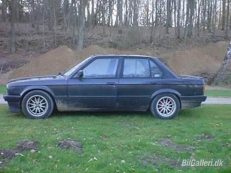 BMW 320i 2.0i R6 *Milo* billede 2