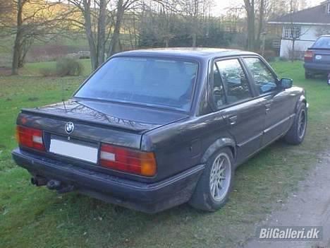 BMW 320i 2.0i R6 *Milo* billede 5