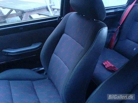 Peugeot 106 Rally Solgt - Den gamle kabine billede 3