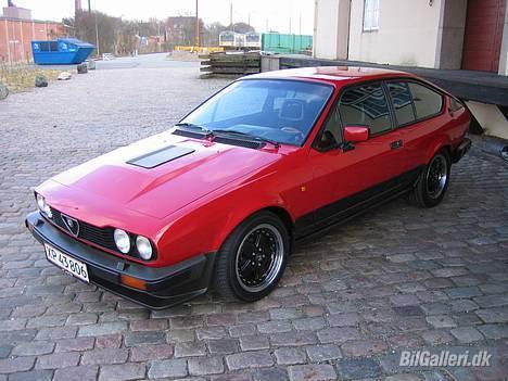 Alfa Romeo GTV6  billede 5