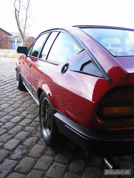 Alfa Romeo GTV6  billede 8