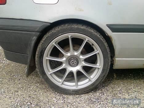 VW Golf 3 SOLGT - Mine nye fælge :D 17Tommer billede 10