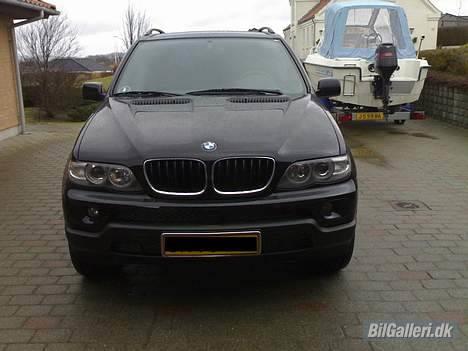 BMW X5 - Forfra billede 2