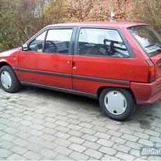 Citroën AX (SOLGT)