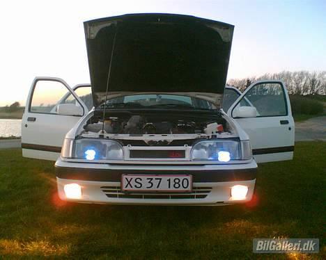 Ford Sierra 2,0i *SOLGT* billede 6