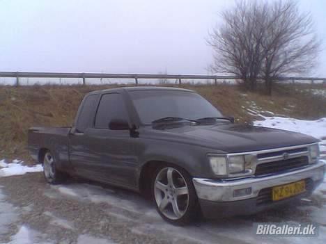 Toyota hilux-lowlux solgt billede 17