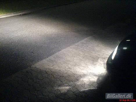 VW Vento GL solgt - de 7500k pærer i både forlygter og tågelygter gir det fede lys billede 13