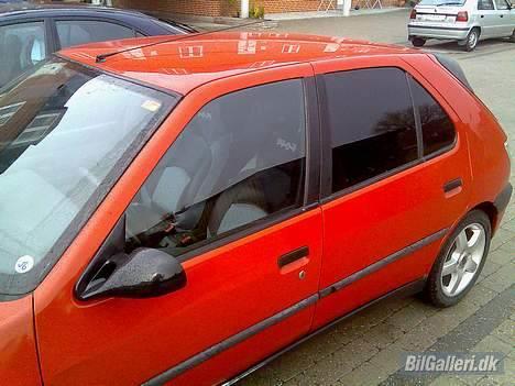 Peugeot 306 SOLGT - m3 og tonede ruder billede 1
