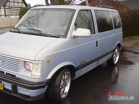 Chevrolet Astro Van billede 2