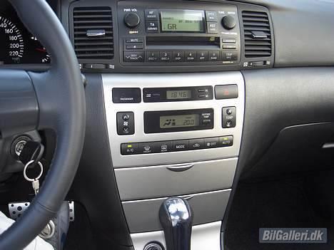 Toyota corolla xellence billede 8